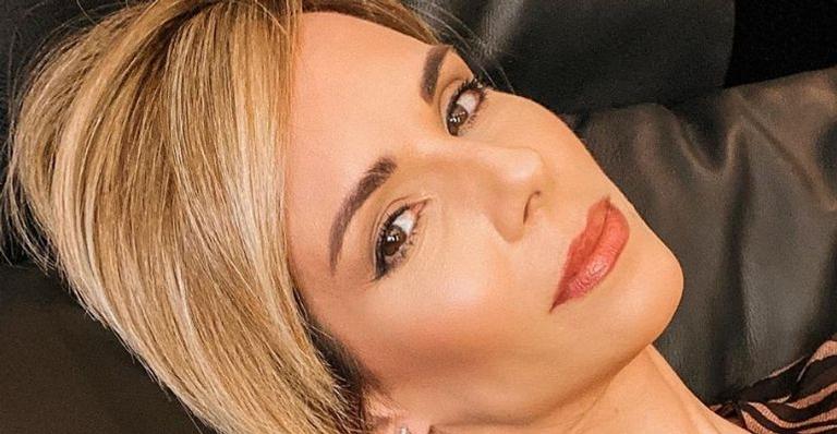 Ana Furtado posta clique glamouroso e encanta seguidores: “Lindíssima”