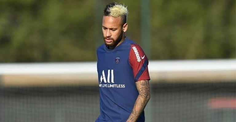 Neymar Jr. compartilhou texto sobre episódio de racismo em campo: “Preconceito e a intolerância são inaceitáveis”