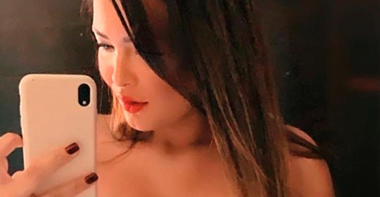 Geisy Arruda arrasa com biquíni de crochê com recorte entre os seios: “Não existe igual”