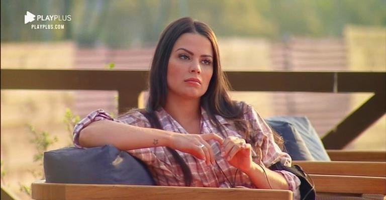 A Fazenda 12: Victória Villarim confessa vergonha de vídeo polêmico com carrão de Eduardo Costa