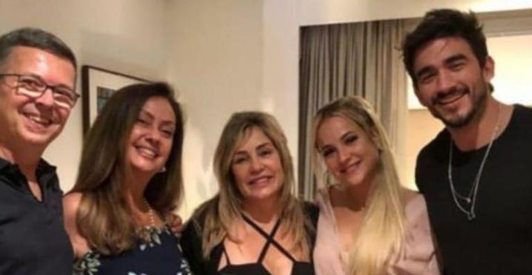 Após se reunir com família de Gui Napolitano, Gabi Martins nega reconciliação com o ex