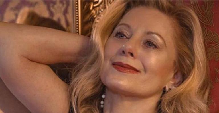 Como assim? Vera Fischer surge de cueca nas redes sociais e fãs vão ao delírio: “Gostosa”