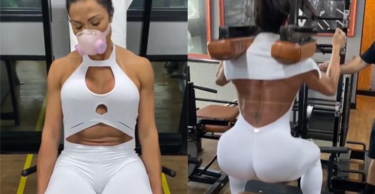 Gracyanne Barbosa treina com macacão branco coladíssimo, marca tudo e fãs aprovam: “Escândalo”