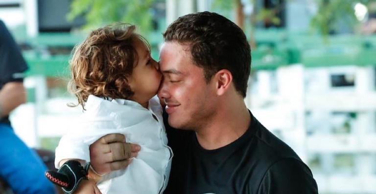 Wesley Safadão celebra aniversário de dois anos do filho caçula: ”Grande presente”