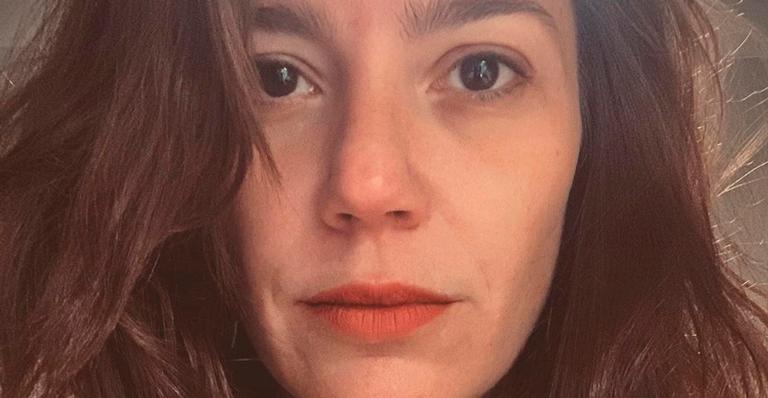 Discreta, Natália Lage surge pela primeira vez com namorado e se declara: “Vou cuidar do seu jardim”