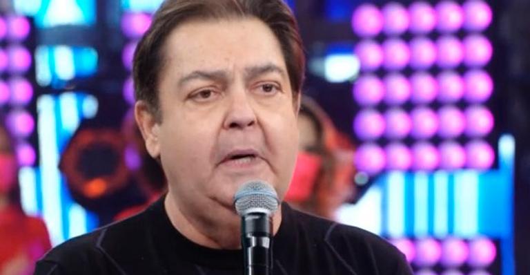 Ostentou! Faustão usa relógio de quase R$ 1 milhão e divide opiniões: “Vale mais que a minha vida”