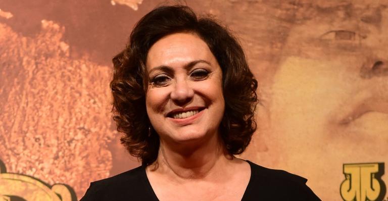 Eliane Giardini se prepara para gravar segunda fase de Amor de Mãe