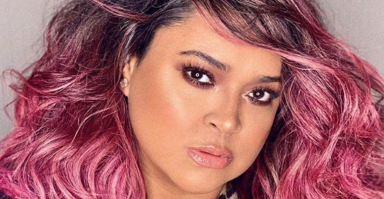 Preta Gil encanta web com clique das madeixas: “Muito deusa”