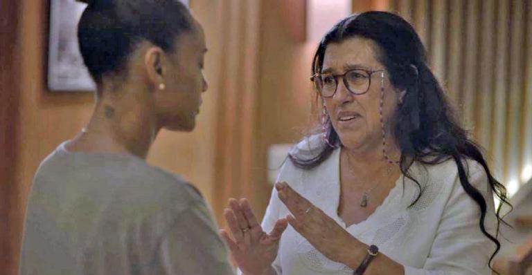 Amor de Mãe: Lurdes descobre que Danilo é seu filho com ajuda de Vitória