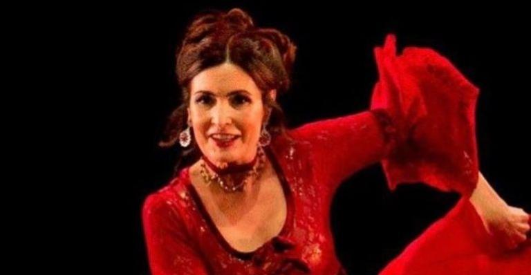 Fátima Bernardes compartilha foto rara dançando: “Saudade”