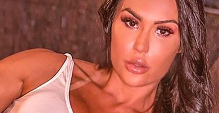De body transparente, Gracyanne Barbosa quase mostra tudo e seguidores aprovam: “Zero defeitos”