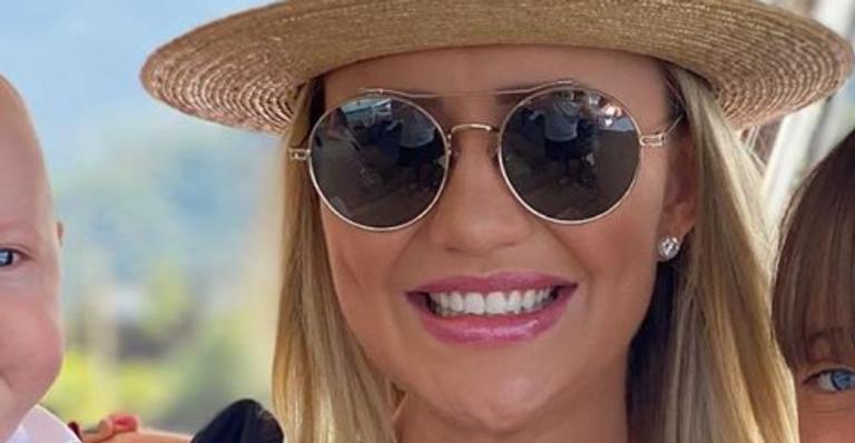 Ana Paula Siebert reúne a filha e a enteada em registro único e beleza impressiona: ”Minhas meninas”