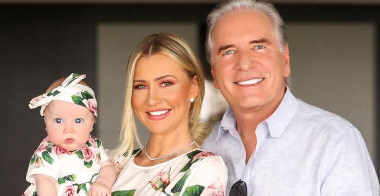 Aos 4 meses, filha de Roberto Justus e Ana Paula Siebert tira primeiro passaporte