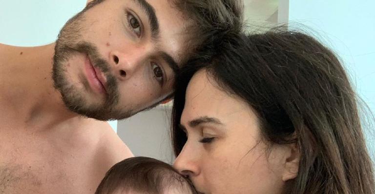 Rafael Vitti e Tatá Werneck flagram os primeiros passos da filha e emocionam os fãs: ”Que boneca!”