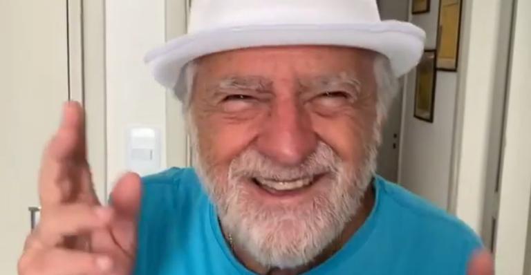 Ary Fontoura compartilha vídeo dançando e brinca: ”Fiquei bem de idoso?”