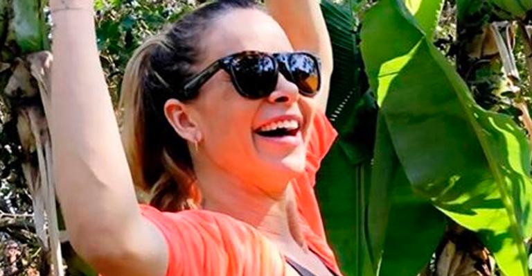 Seis meses após dar à luz, Dany Bananinha posa de maiô e ostenta corpão: “Mais linda”