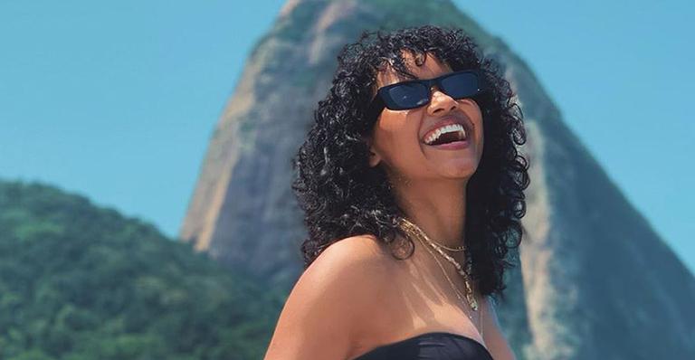 Ex-BBB Gleici Damasceno causa ao surgir de biquíni em passeio de iate: “E esse bumbum?”