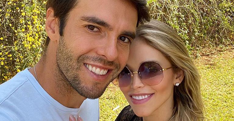 Carol Dias mostra o rostinho de Ester, sua filha com Kaká: “Motivo de todo meu louvor”