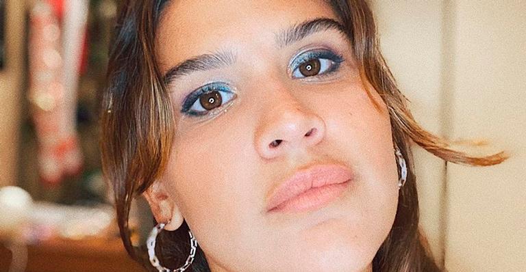 Filha de Flávia Alessandra, Giulia Costa ostenta corpão flexível ao praticar ioga: “Momento de paz”