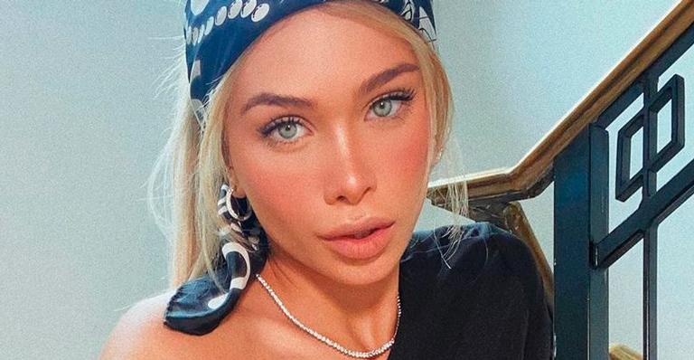 Flávia Pavanelli posa com top curtíssimo e barriga chapada chama atenção: “Linda”