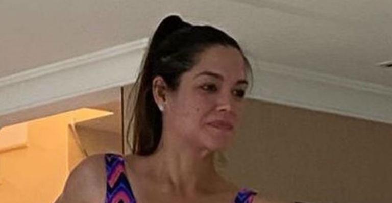 Thais Fersoza dá aula de maternidade ao praticar yoga na companhia da filha: “Exemplo é tudo”