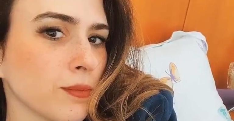 Emocionada, Tatá Werneck lamenta a morte do companheiro: ”Coloriu a minha vida”