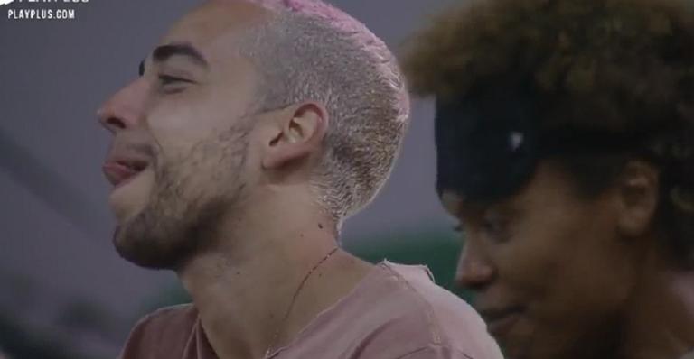 A Fazenda: Lucas Maciel pede live do Raça Negra para provocar Luiza Ambiel: “Botava de propósito”