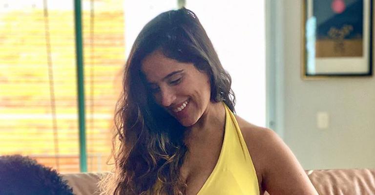 Grávida, Camilla Camargo anuncia nome na filha: “Estará ano que vem entre nós”