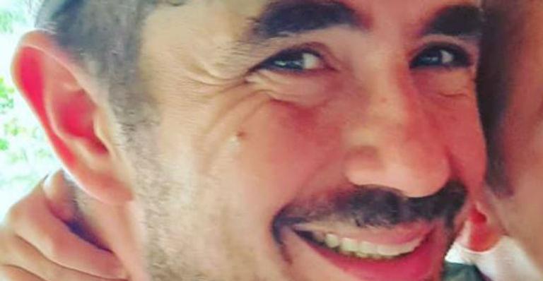 Fofura! Felipe Andreoli posa ao lado da esposa e do herdeiro e clique gera comoção: “Que linda foto”