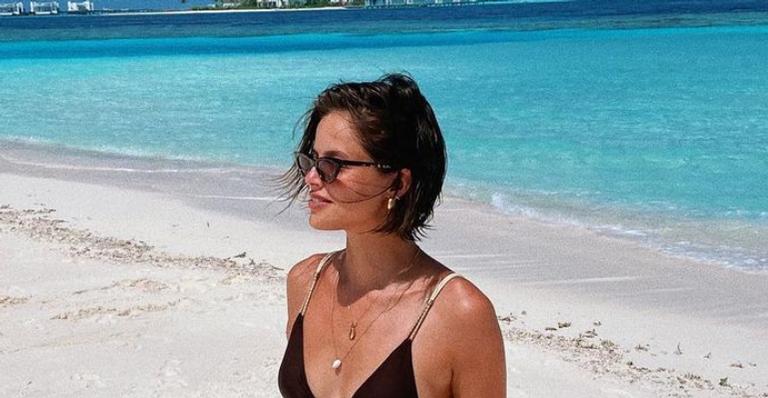 Agatha Moreira resgata clique nas Maldivas e corpaço chama atenção: “Vocês que lutem”