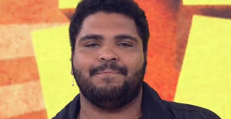 Abalado, Paulo Vieira faz desabafo após decisão da TV Globo: “Vi todos os meus projetos fracassarem”