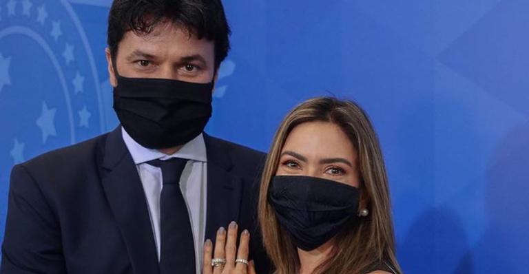 Marido de Patrícia Abravanel testa positivo para a Covid-19: ”Vai ficar isolado”