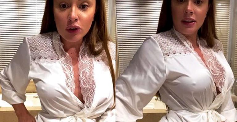 Juju Salimeni surpreende fãs, ergue o roupão e mostra estrias até a virilha: “Dá pra ver bastante”