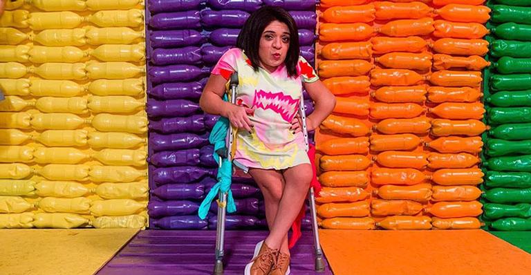 Bombando na web, Pequena Lo relata que nunca teve diagnóstico preciso: “Nada muda no jeito que eu sou”