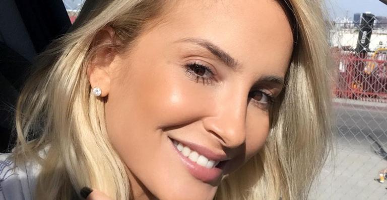 Filha bebê de Claudia Leitte rouba a cena ao aparecer em passeio luxuoso de barco: “Espoletinha”