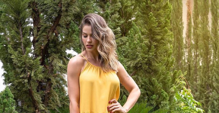 Andressa Suita faz primeiro ensaio fotográfico após separação e recebe apoio: ”Avante”