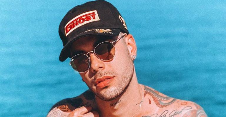 Ex de Anitta revela ‘crush’ em famosa e web pede respeito: “Desnecessário”