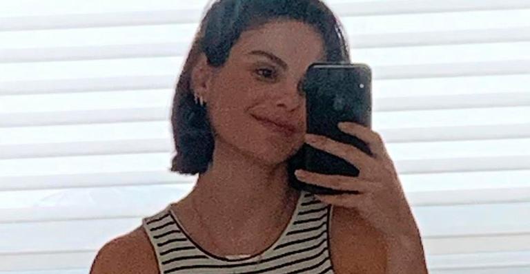 Na reta final da gravidez, Sthefany Brito mostra barrigão estourando e brinca: “Não quer sair do forninho”