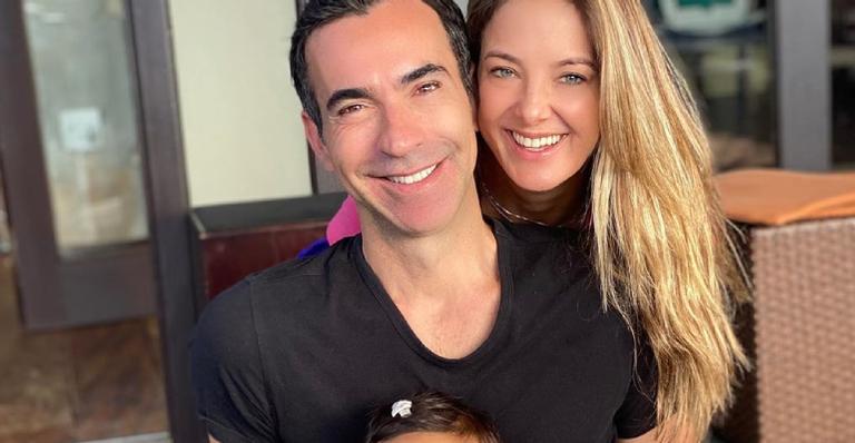 Fofura! Ticiane Pinheiro flagra sogra brincando muito com a caçula, Manuella: ”Família linda!”
