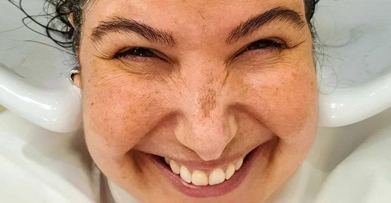 Mariana Xavier mostra antes e depois chocante após passar o dia no salão: “Se amar não é se descuidar”