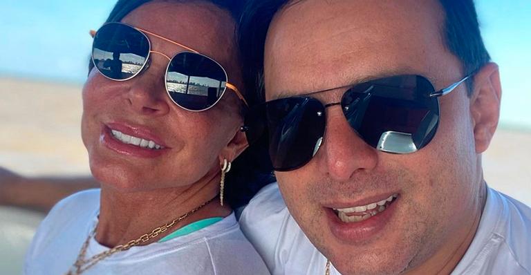 Gretchen celebra um mês de casada e manda recado para haters: “Que se exploda a opinião alheia”