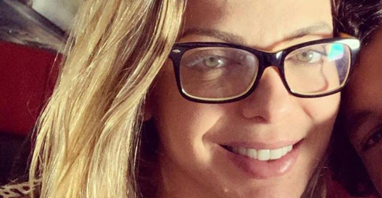 Sheila Mello e João Souza celebram dez meses de união e trocam homenagens: ”Puro amor e sintonia”
