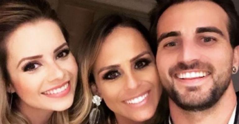 Prima de Sandy apresenta a filha recém-nascido nas redes sociais e beleza impresssiona: “Fofura”