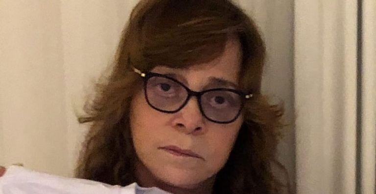 Glória Perez se revolta após assassina de sua filha voltar a trabalhar: “Criminosa sem limite”