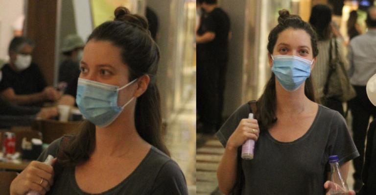 No sétimo mês, Nathalia Dill passeia com amiga e barrigão saliente rouba a cena