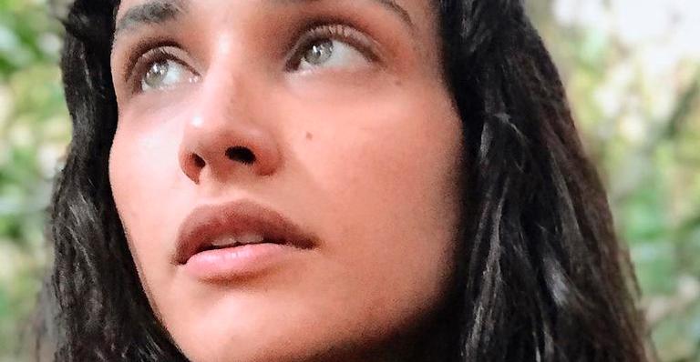 De biquíni, Débora Nascimento faz close na barriga saradíssima e mostra decotão: “Linda dos pés à cabeça”