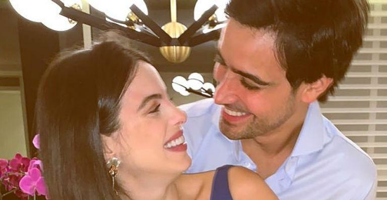 Sthefany Brito registra marido com o herdeiro nos braços e faz declaração comovente: “Agradeço por ter você”