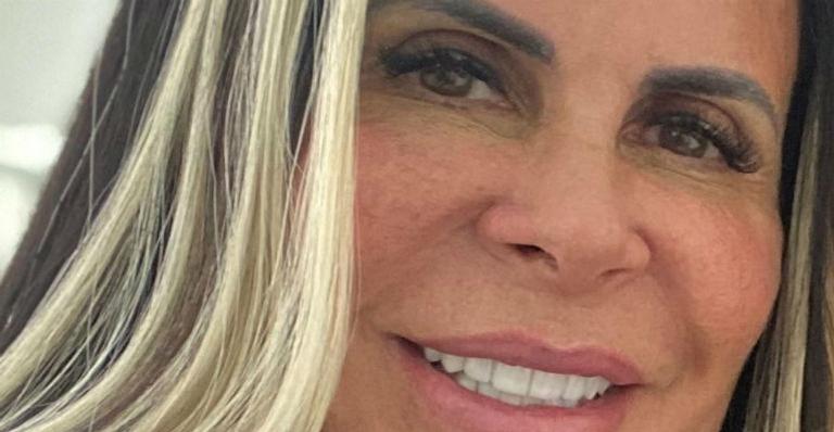 Como assim? Gretchen radicaliza e faz transformação surpreendente no visual: “Ficou absolutamente magnífico”