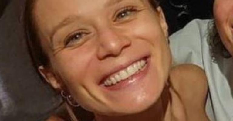 Tá rolando! Mariana Ximenes surge coladinho no novo namorado gato durante jantar em São Paulo