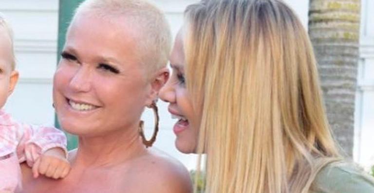 Xuxa resgata cliques antigos no aniversário de Eliana e fãs se surpreendem: “Não envelheceu”
